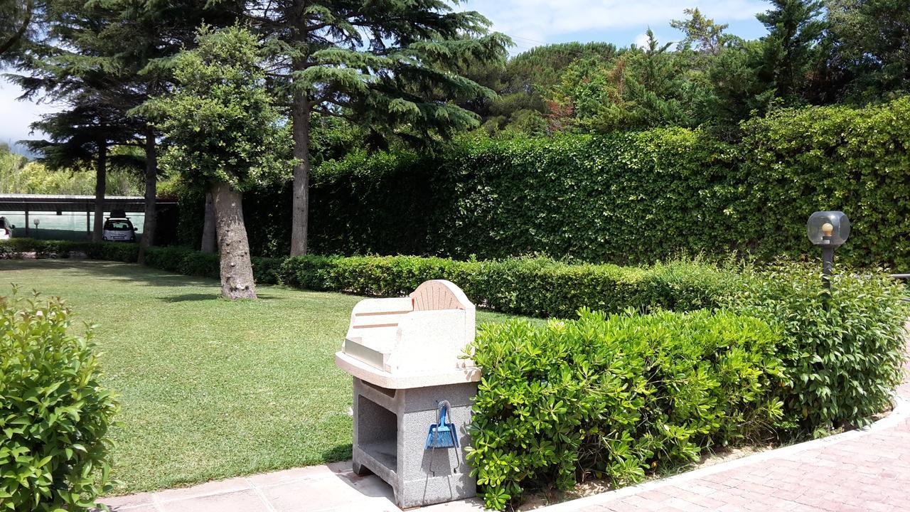 Lido Azzurro Residence Rta 卡波利韦里 外观 照片
